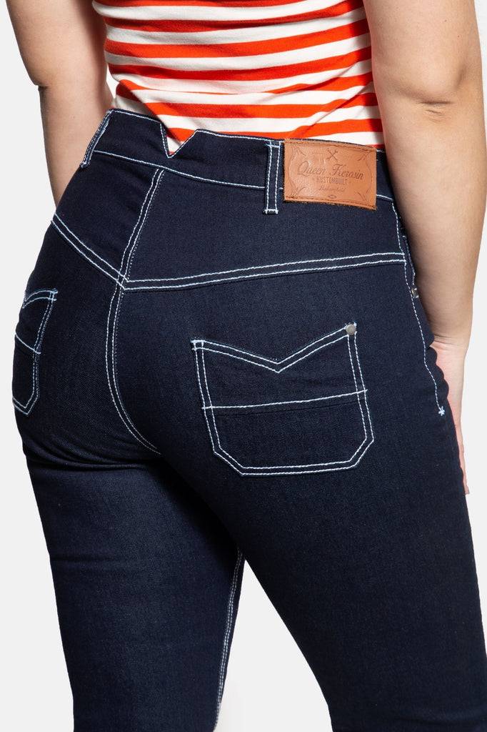 Queen Kerosin High Waist Slim Fit Jeans «Betty» Zeitbegrenzte Promotion