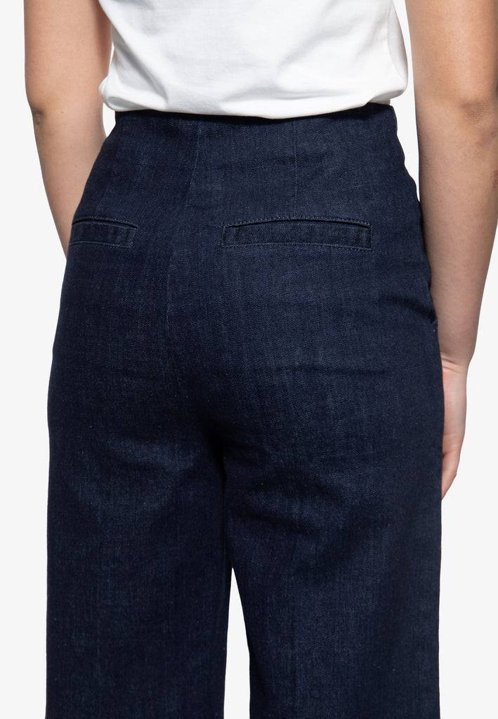 Queen Kerosin Capri Jeans JETZT KAUFEN
