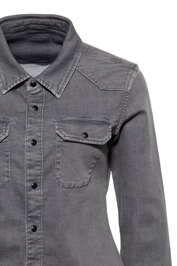 Queen Kerosin Denim-Bluse mit legerem Waschungseffekt und Backprint Super Rabatt