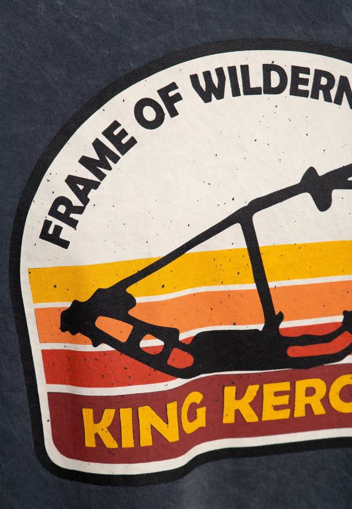 Queen Kerosin Acid wash Longsleeve «Frame of Wilderness» Letzte 2 Tage