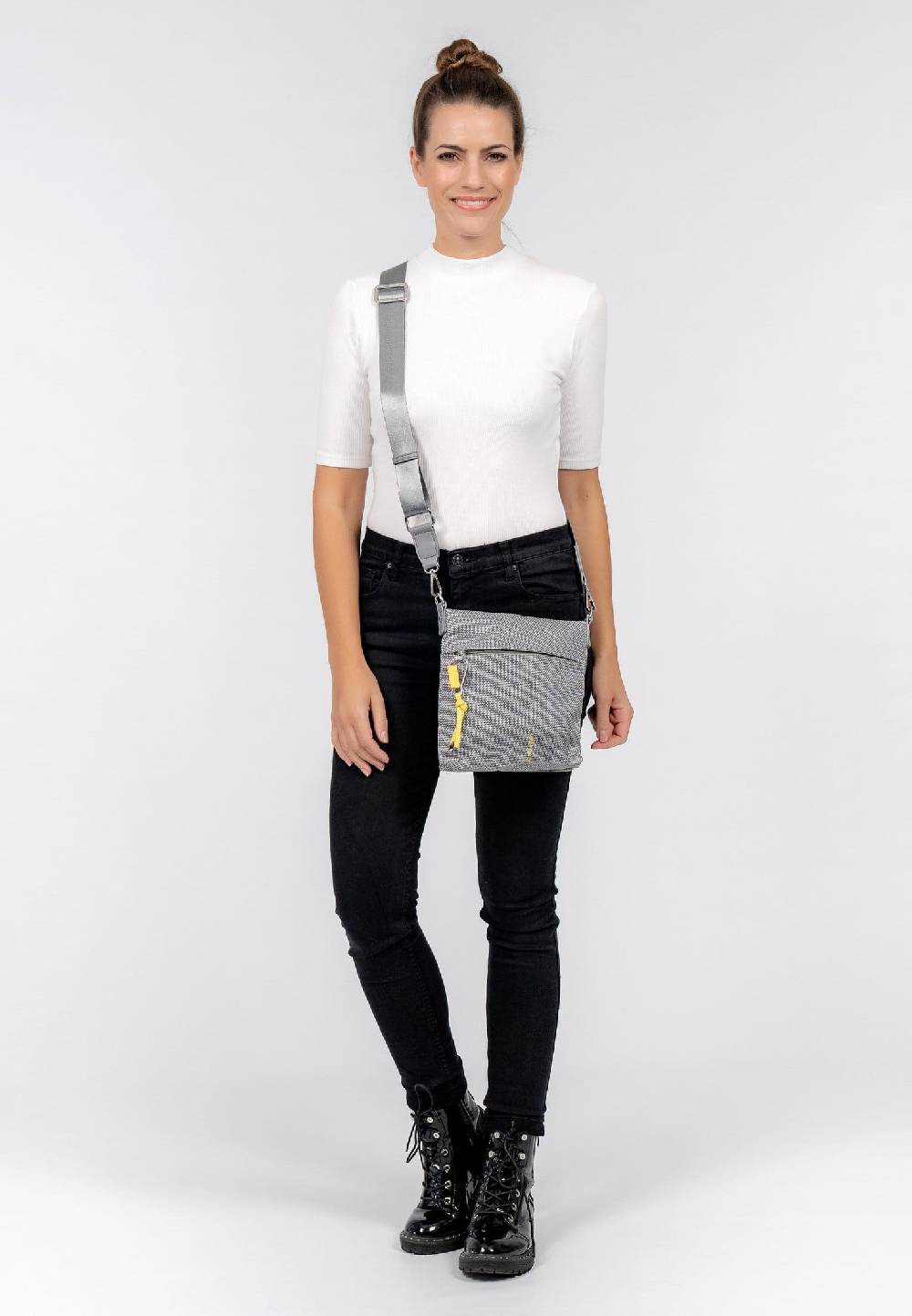 Suri Frey Umhängetasche SFY SURI Sports Marry Online Shopping